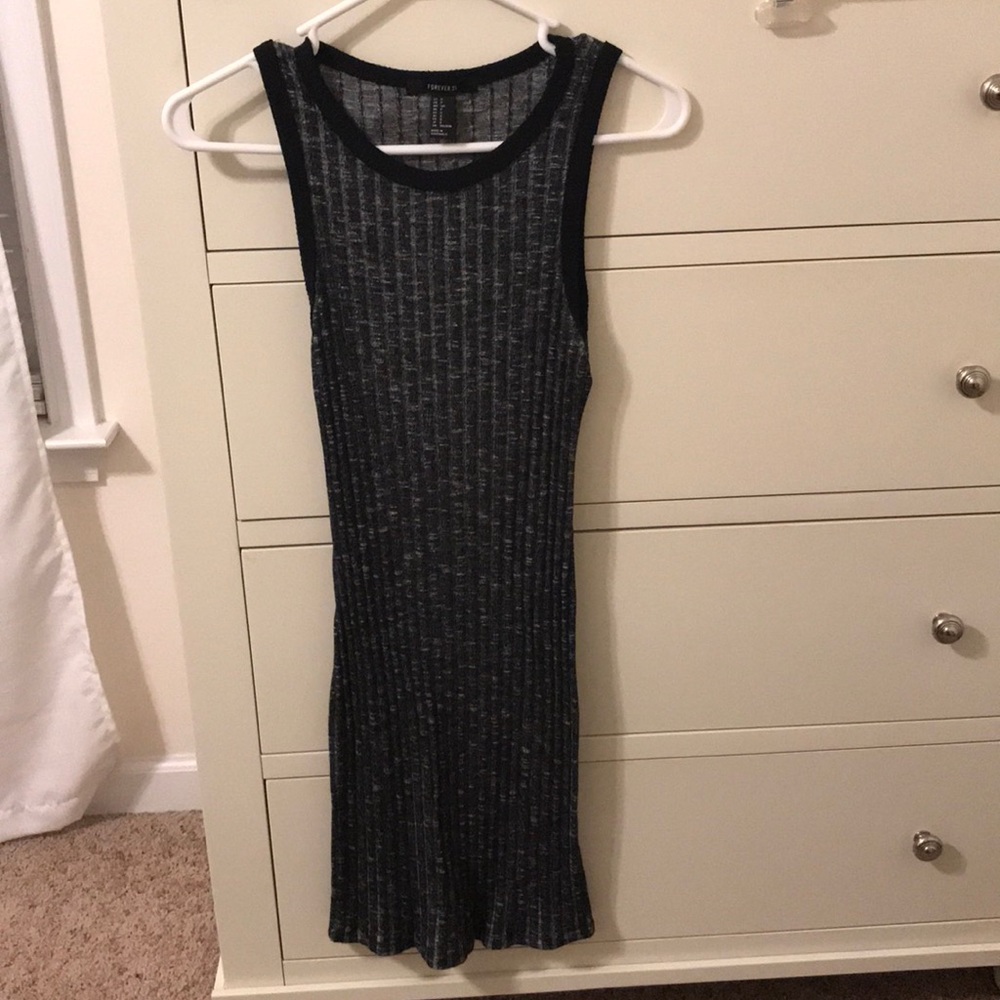 Ribbed bodycon dress